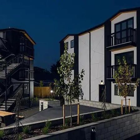 Cozy 1Br Apartment With Hagley Park View Christchurch Bagian luar foto
